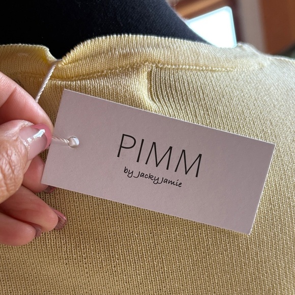 Chic Yellow V-Neck Wrap Sweater - Picture 2 of 10